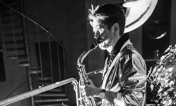 Saxofonist Viktor Renberg - DJ.se